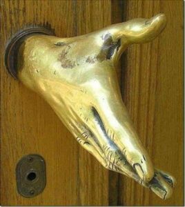 a.baa-Cool-door-handle-hand